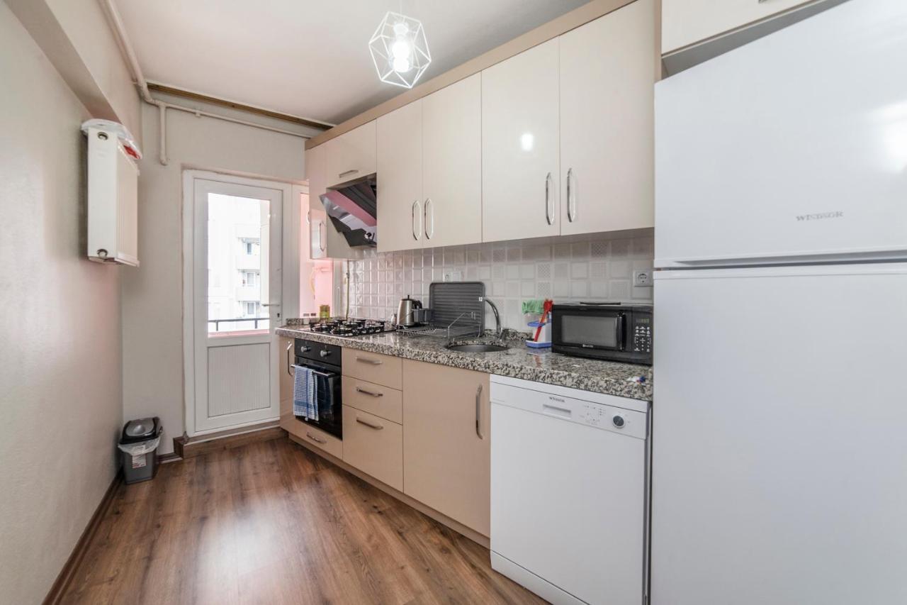 Centrally Located 2 Bedroom Apt With Netflix Бурса Экстерьер фото